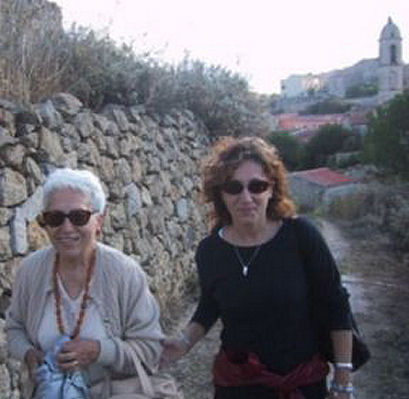 Antonietta Cribellati e Sara Paravella Codrongianos SS 16 settembre  2005 